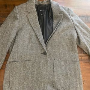 Madewell suit jacket.  Grey and black herringbone pattern.  Size large.